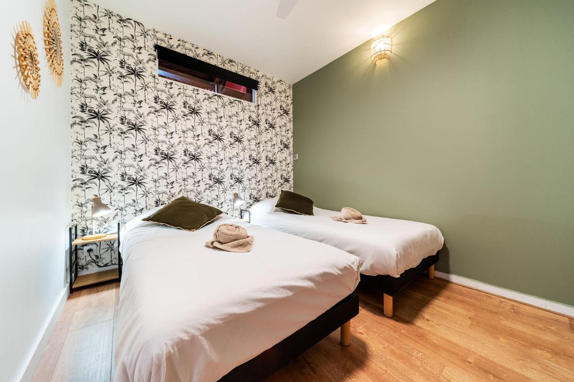 Les Baroudeurs Hostel Saint Pierre Eksteriør billede