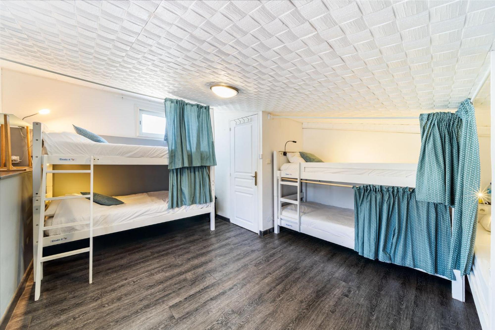Les Baroudeurs Hostel Saint Pierre Eksteriør billede